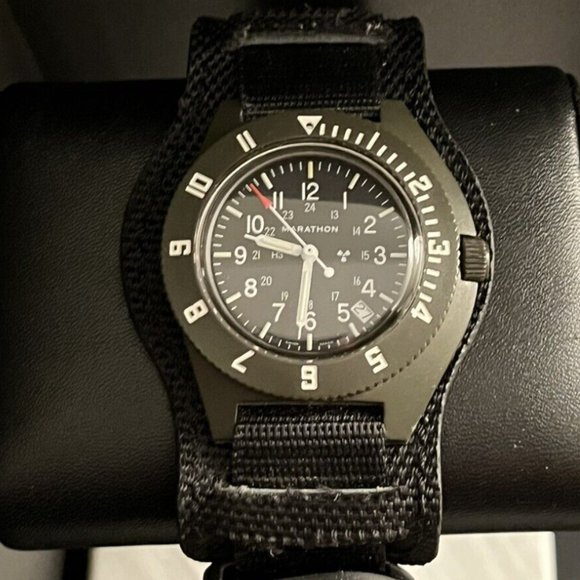 Marathon Watch Navigator sage green Date Tritium Sapphire Swiss with compass - Picture 4 of 6